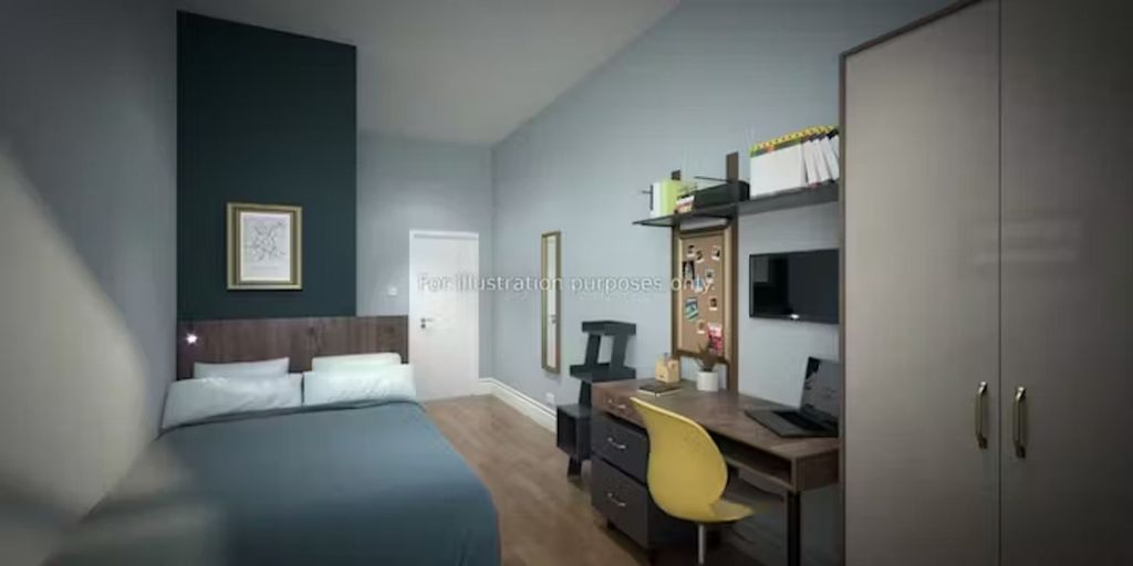 Property photo 1 of 8