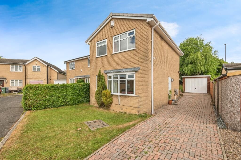 Property photo 2 of 18