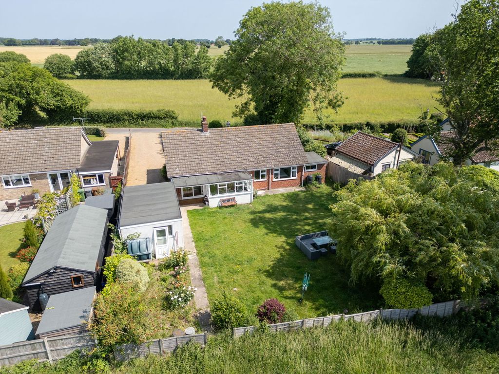 Property photo 2 of 25