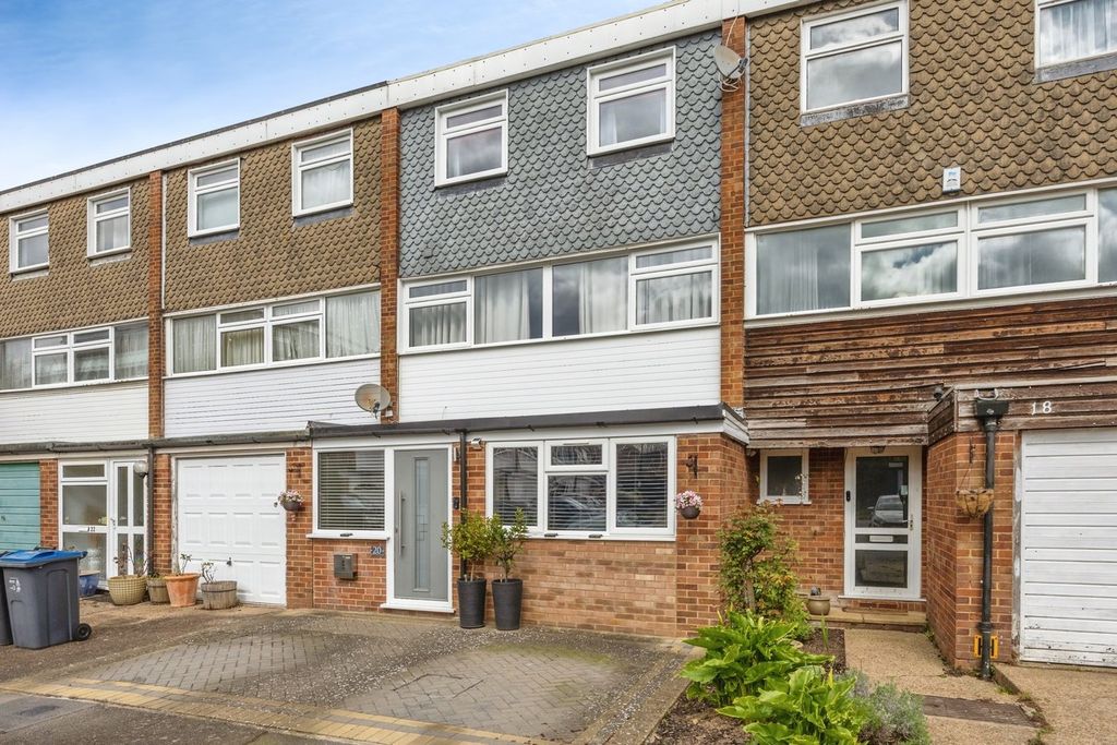 Property photo 1 of 20