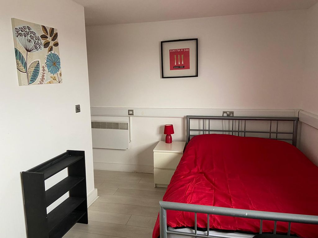 Property photo 3 of 5 Gallery