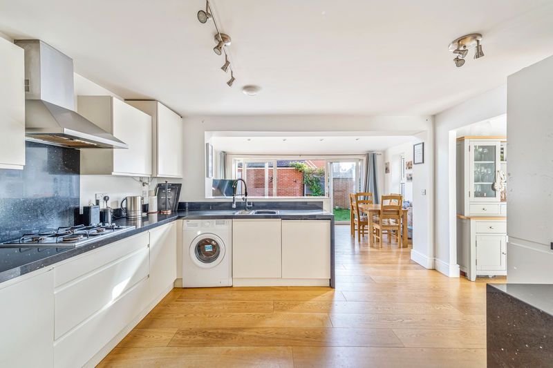 Property photo 3 of 32 Photo 32