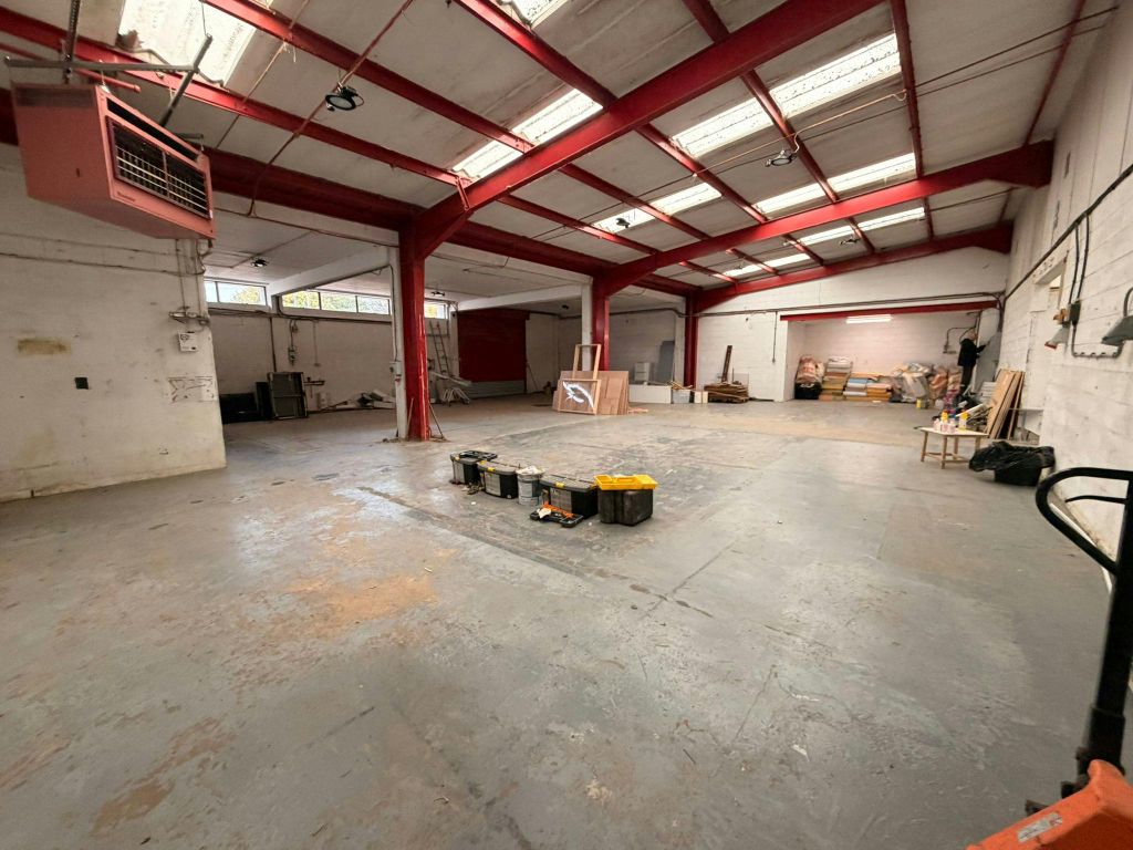 Property photo 2 of 13 Img20251031Wa0014.Jpg