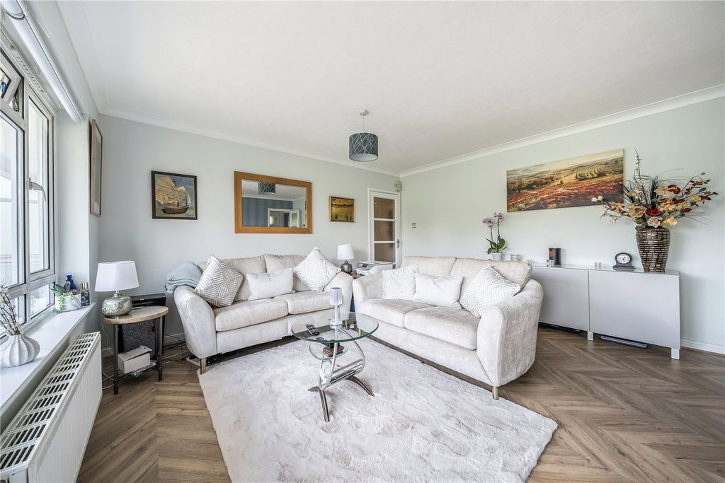 Property photo 3 of 20 Picture No. 21