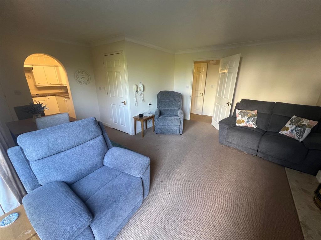 Additional image 5 of 1 bed flat for saleWorcester Road, Malvern WR14