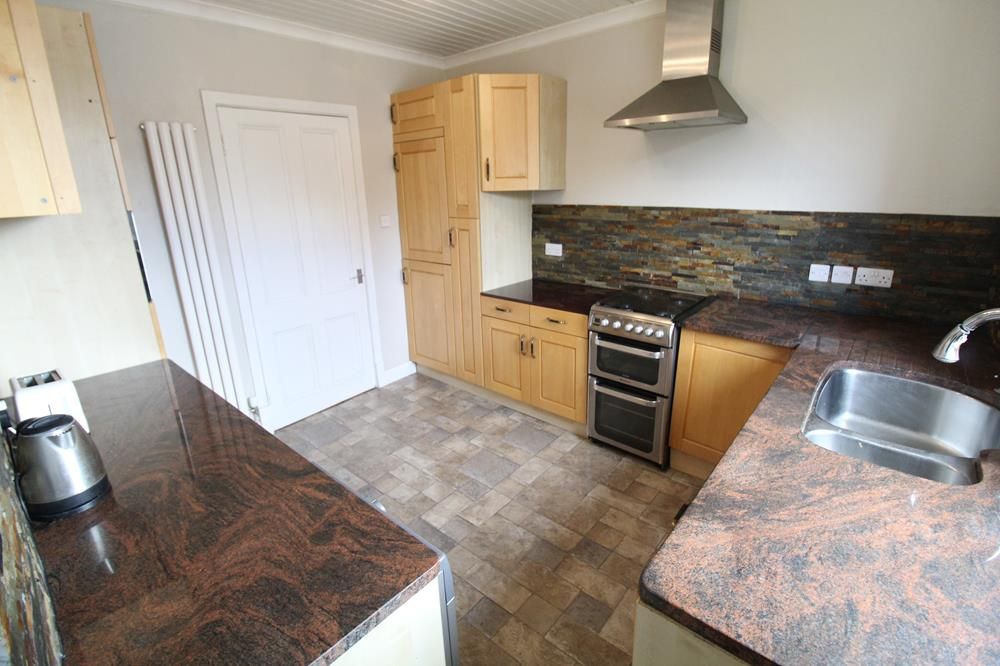 Property photo 2 of 5 Kitchen Alt