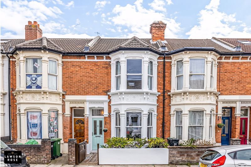 Property photo 1 of 37 .