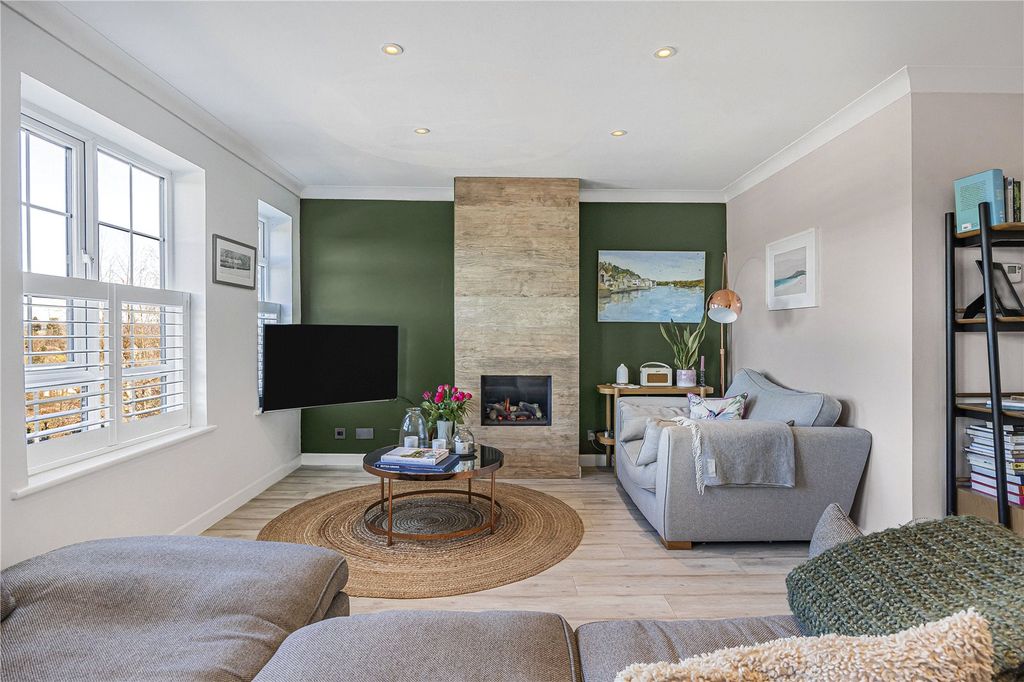 Property photo 3 of 21 Picture No. 8