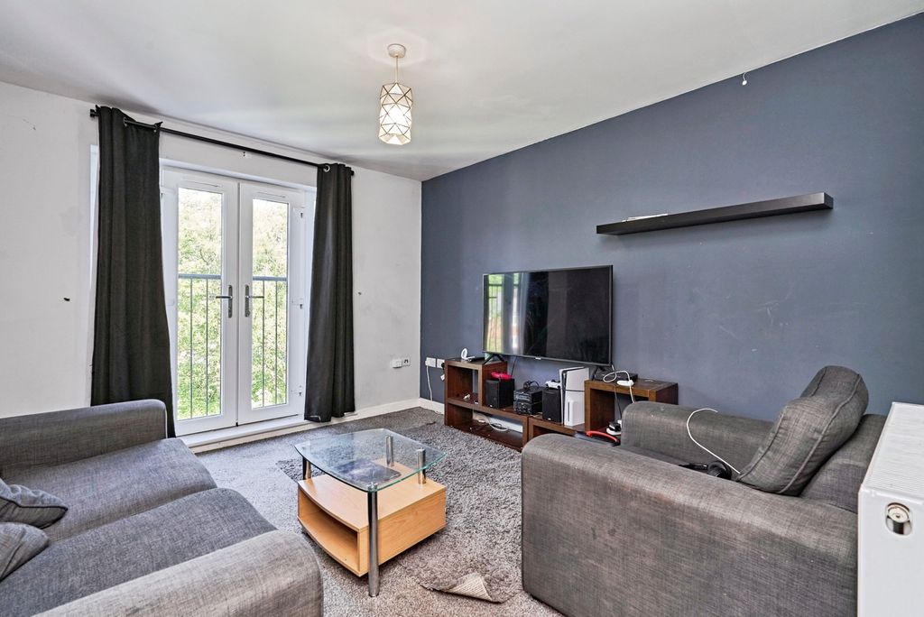 Property photo 2 of 16 Pbox-Img.Jpg