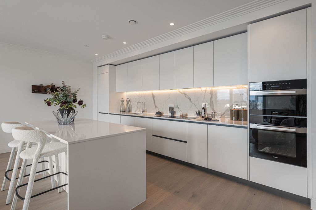 Property photo 2 of 28 Chelsea River View-07.Jpg