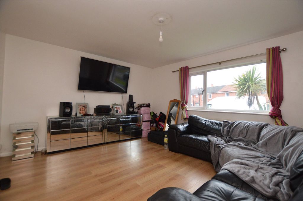 Property photo 2 of 10 Picture No. 05
