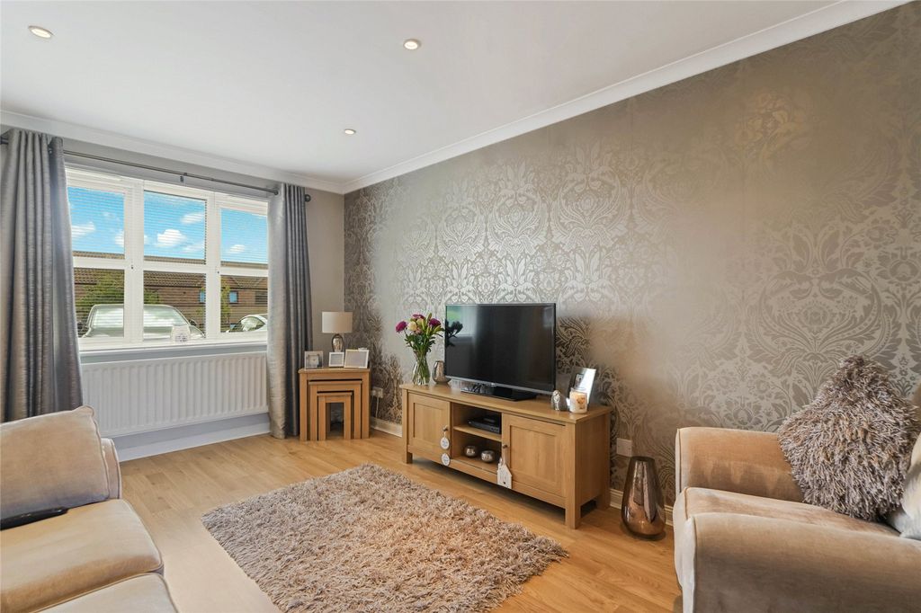 Property photo 3 of 21 Picture No. 05