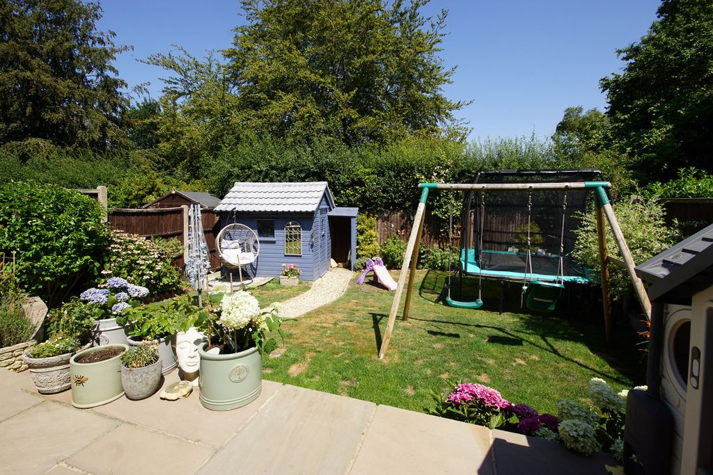Property photo 3 of 21