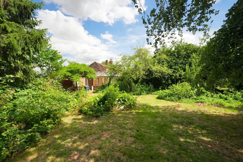 Property photo 2 of 24 Picture No. 05