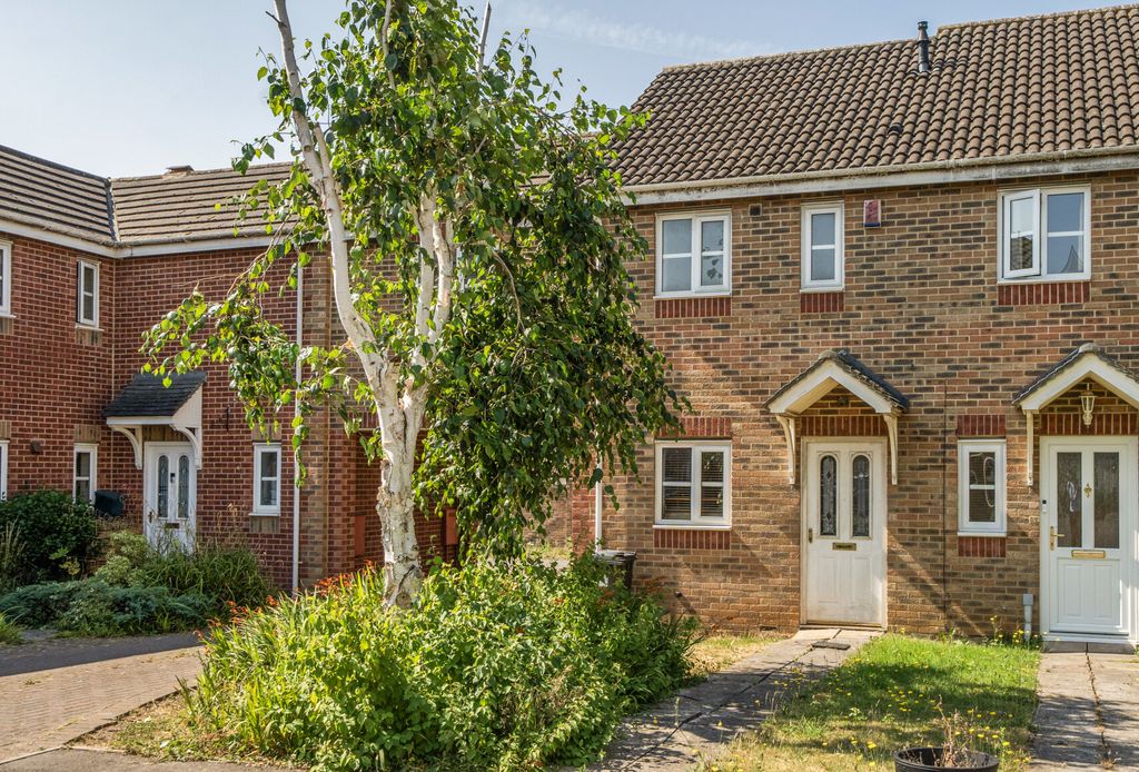 Property photo 1 of 13 Brookthorpe Court