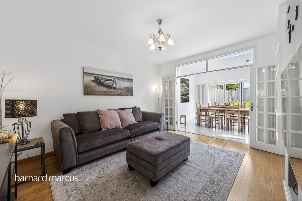 Property photo 2 of 24