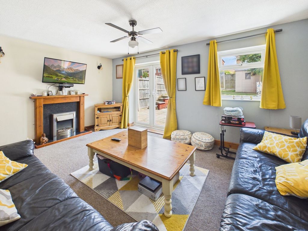 Property photo 3 of 17