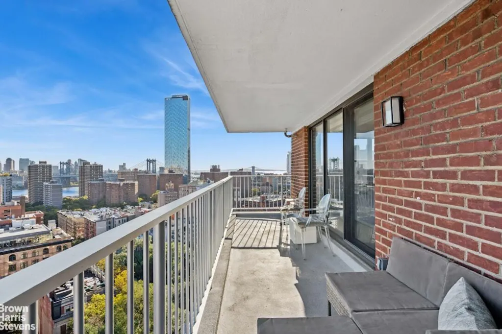 Property photo 3 of 12 <Alttext/>