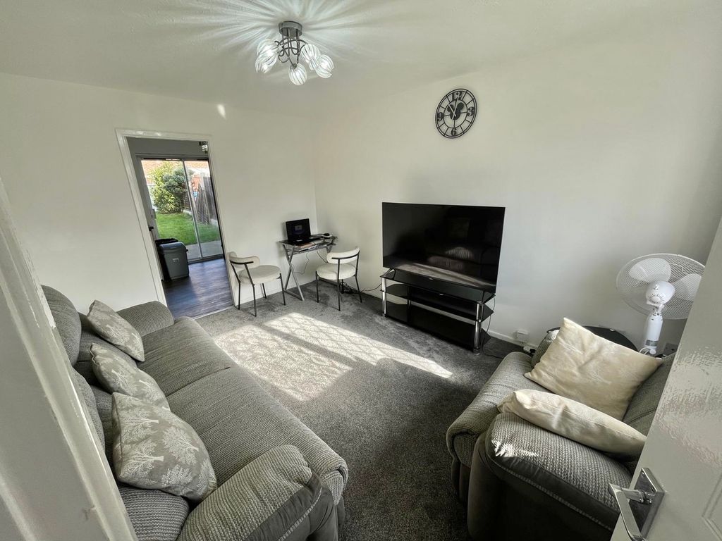 Property photo 2 of 15