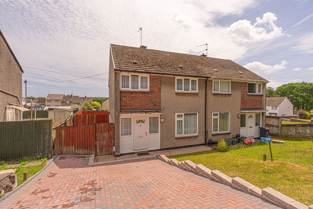 Property photo 1 of 24