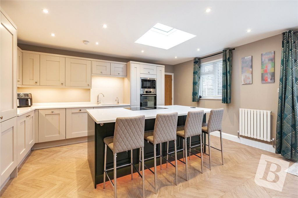 Property photo 3 of 26 Kitchen/Diner