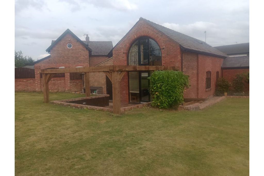Property photo 1 of 29