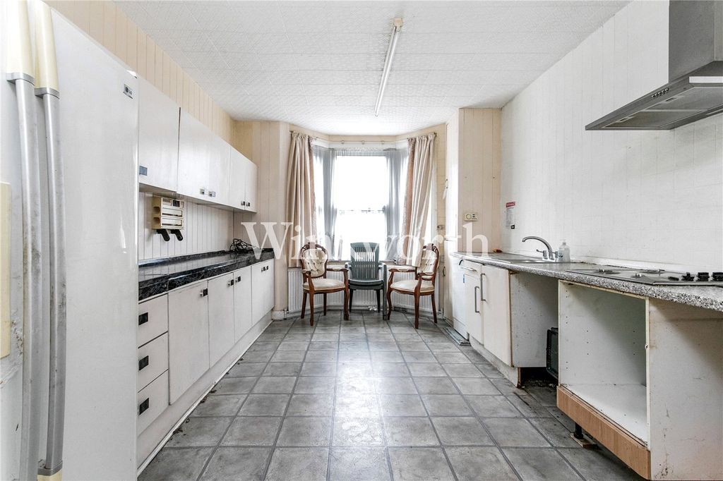 Property photo 3 of 11 Picture No. 09