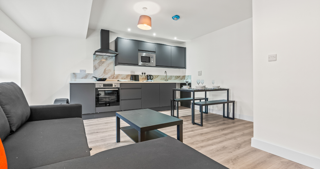 Property photo 2 of 8 Kitchen