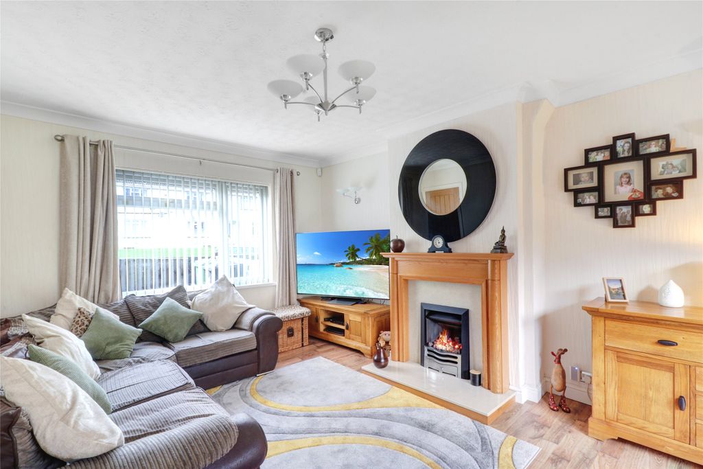 Property photo 3 of 14 Picture No. 05