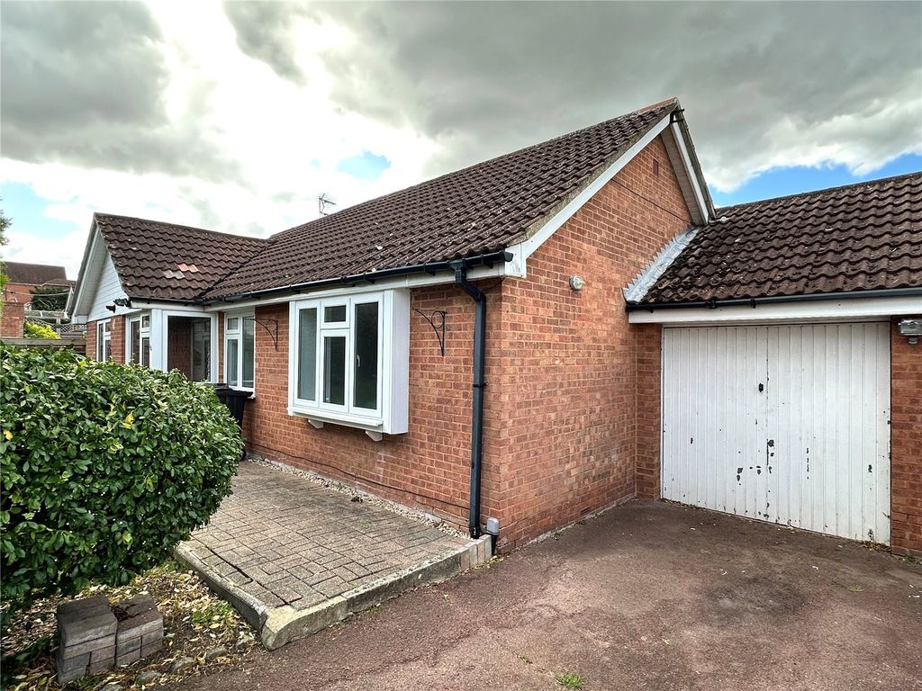 Property photo 2 of 11 Picture No. 12