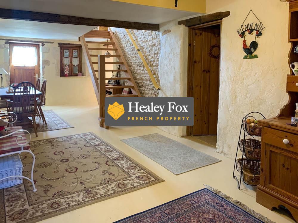 Property photo 2 of 20