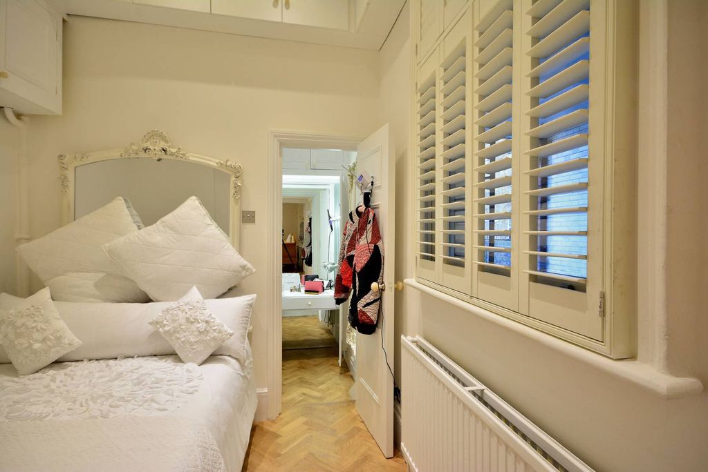 Property photo 2 of 7