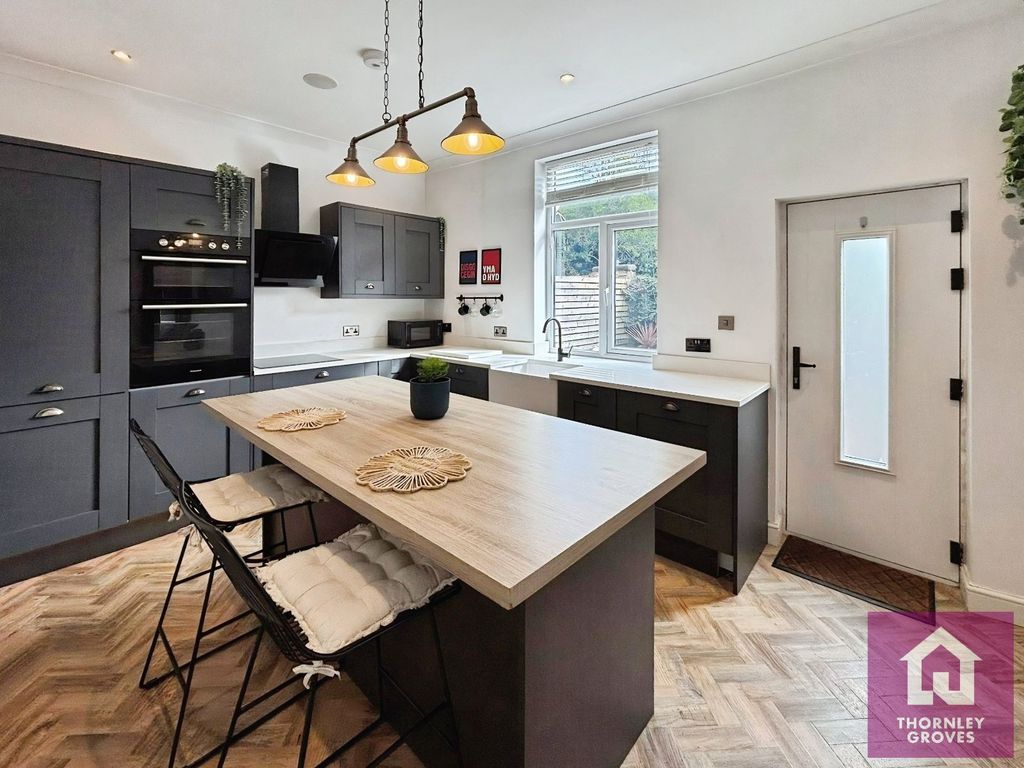 Property photo 3 of 12 Picture No. 11