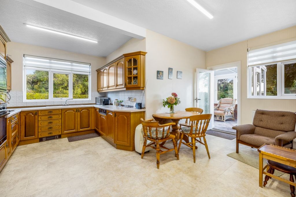 Property photo 3 of 31 Southwood (Frampton)-25