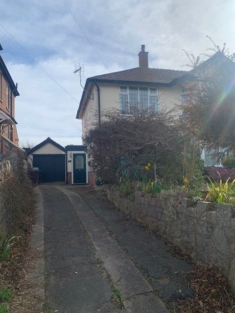 Property photo 2 of 16