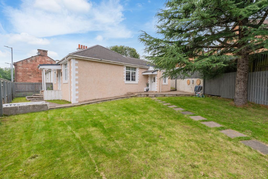 Property photo 1 of 27