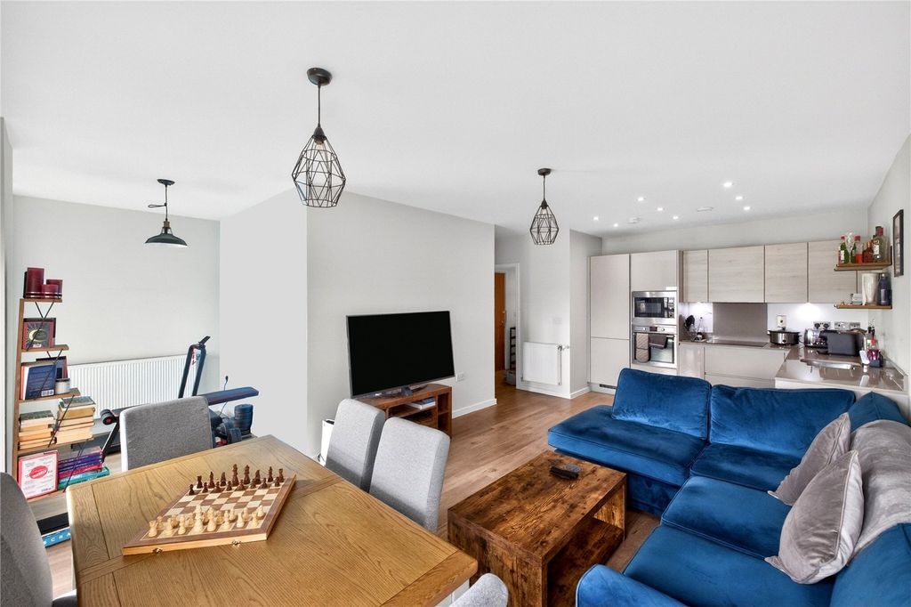 Property photo 1 of 20 Reception Room