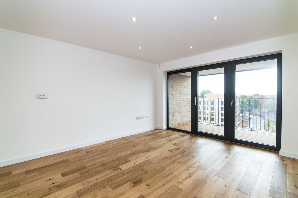 Property photo 2 of 8 Reception (2)