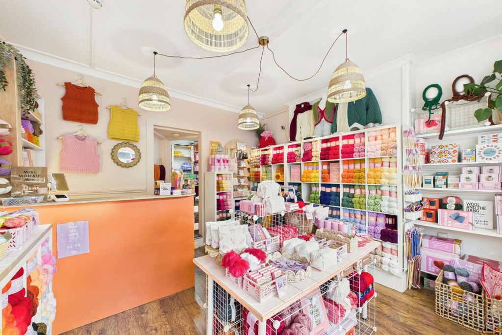 Property photo 3 of 9