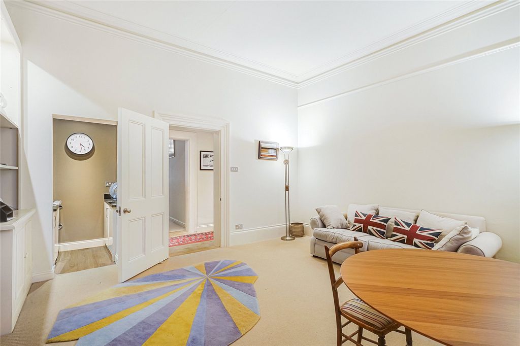 Property photo 2 of 12 Picture No. 06