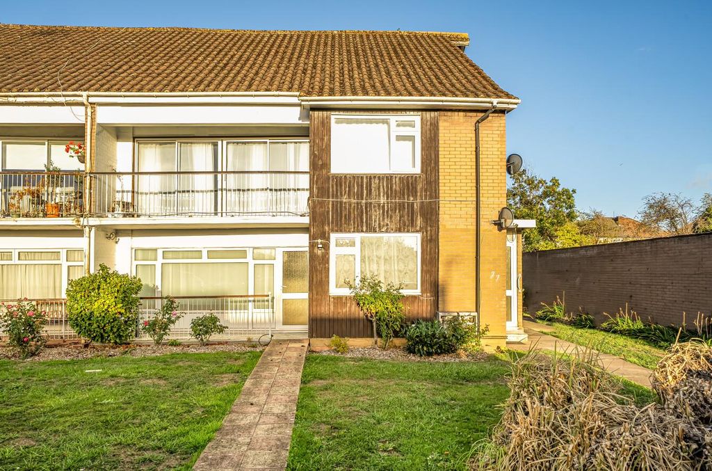 Property photo 1 of 10 Davidson Frost-Wellings,Dfw, Dene Court, Ha7, Fron