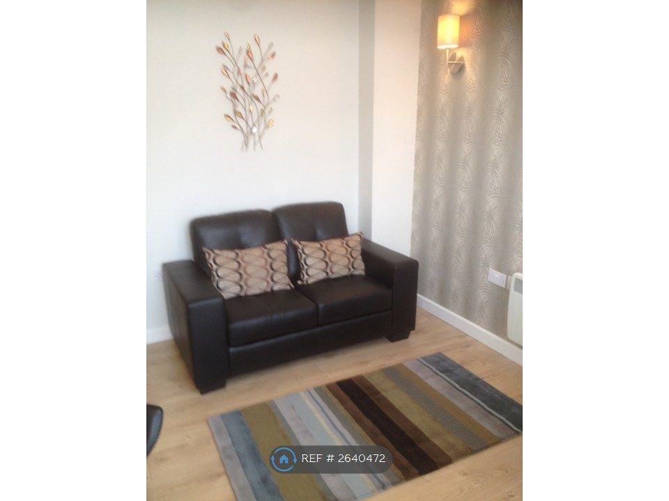 Property photo 2 of 8