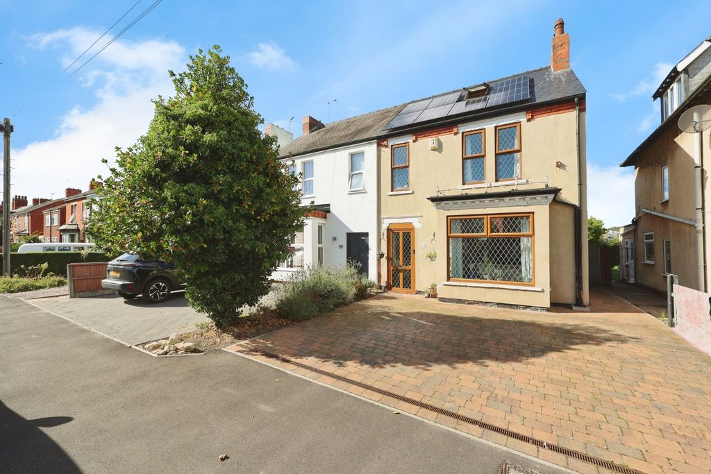 Property photo 1 of 29 4547150