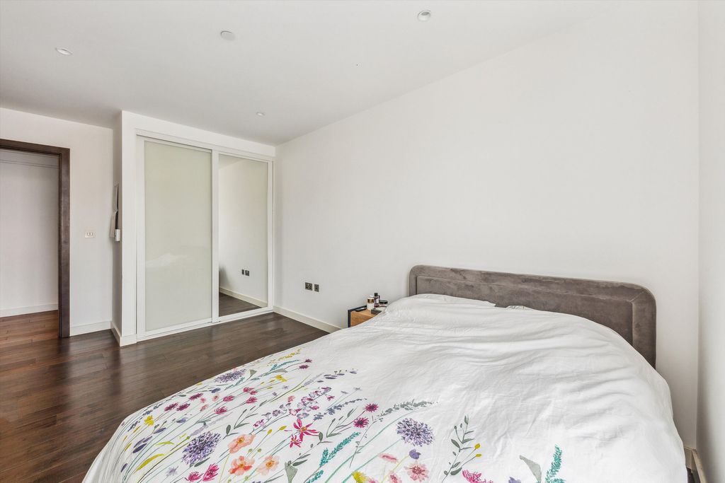 Property photo 1 of 10 Image