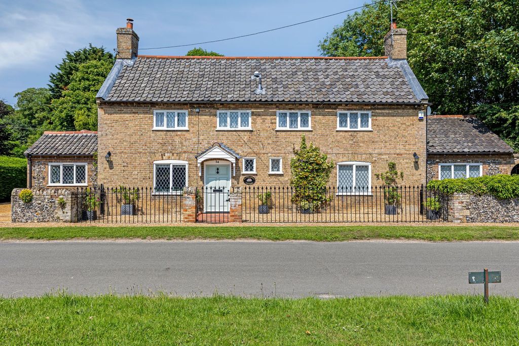 Property photo 2 of 29