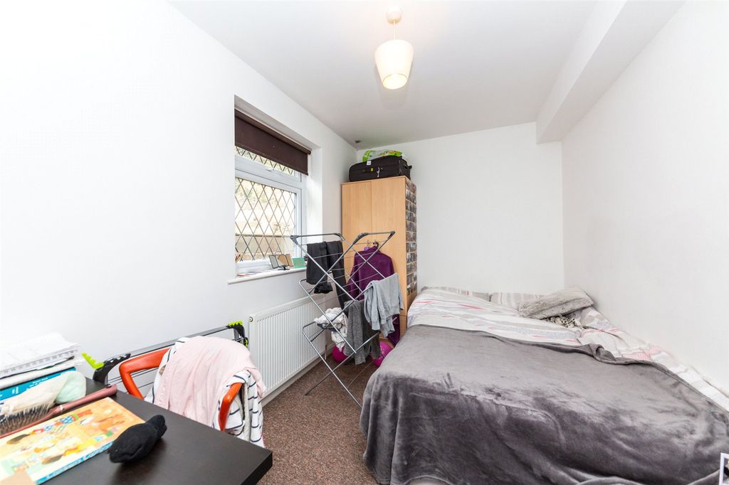 Property photo 1 of 5 Picture No. 07