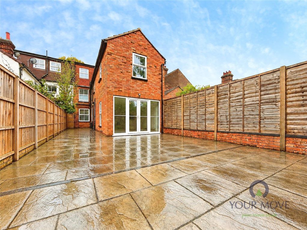 Property photo 1 of 9 Picture No. 11