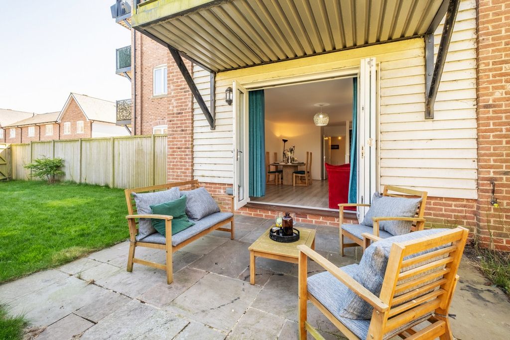 Property photo 3 of 15