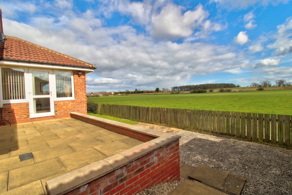 Property photo 1 of 31 Img_3349_50_51