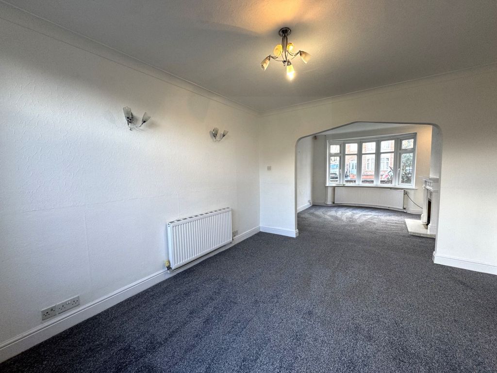 Property photo 3 of 10 Photo 10